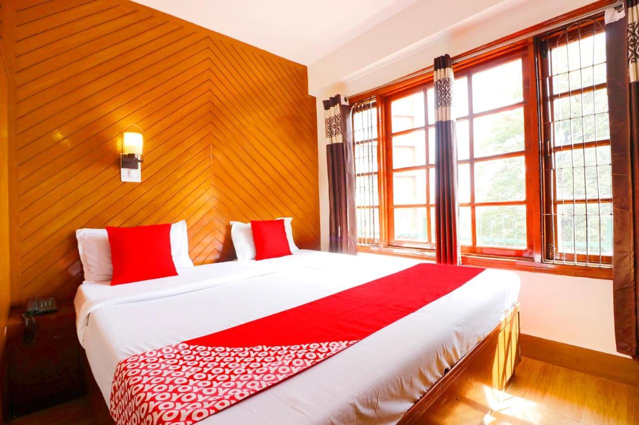 Oyo 45337 Hotel Woodland Шимла Екстериор снимка